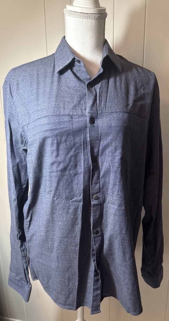 H Halston Men’s Snap Button Up Shirt Size Large Navy Blue Long Sleeve Casual XX